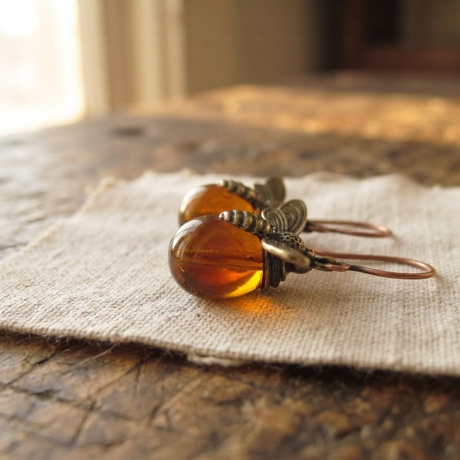 Margaret's Amber™ Pearl Honeybee Amber Earrings